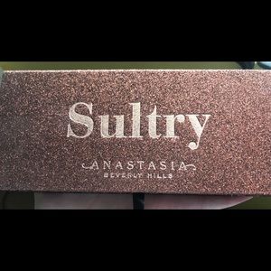 Anastasia Beverly Hills Sultry Palette